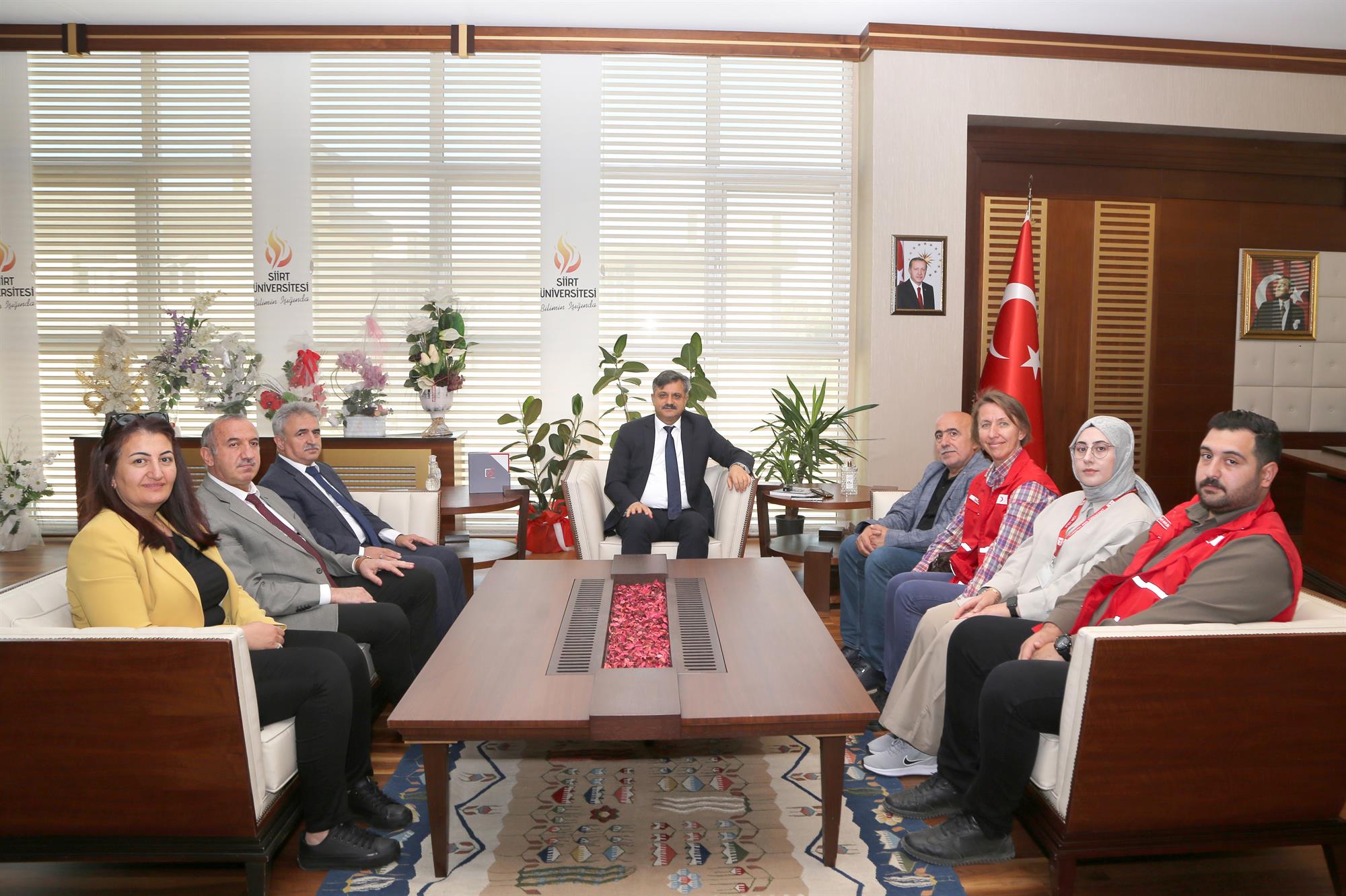 Kızılay’dan Rektörümüz Prof. Dr. Nihat Şındak’a Ziyaret